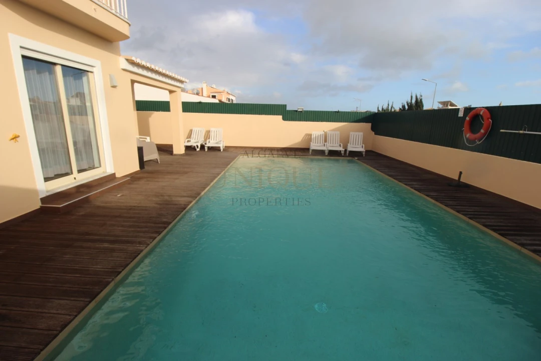 Moradia T4 para Venda em Lagos (São Sebastião e Santa Maria) Foto 27