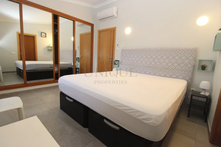 Moradia T4 para Venda em Lagos (São Sebastião e Santa Maria) Foto 10