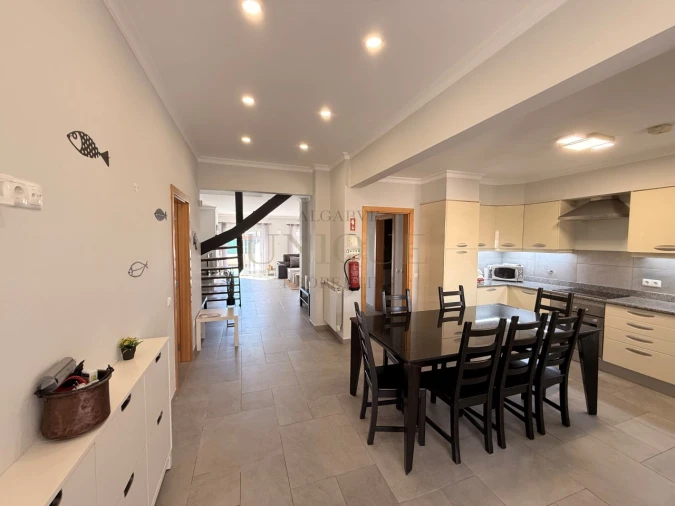 Moradia T4 para Venda em Lagos (São Sebastião e Santa Maria) Foto 9