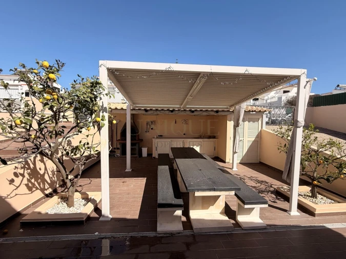 Moradia T4 para Venda em Lagos (São Sebastião e Santa Maria) Foto 29