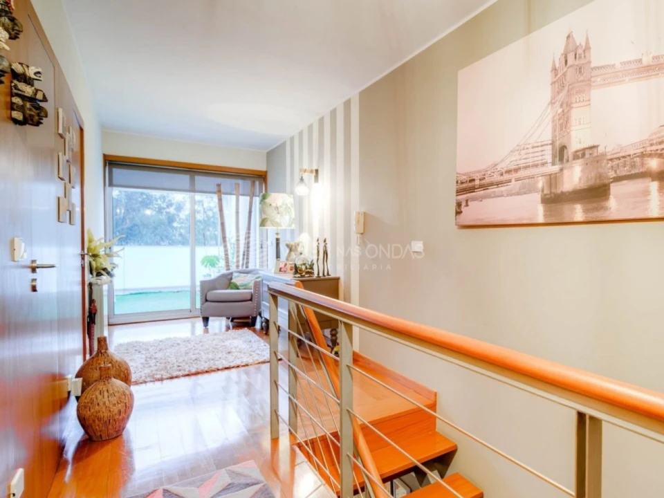 Moradia T4 para Venda em Milheiros Foto 25