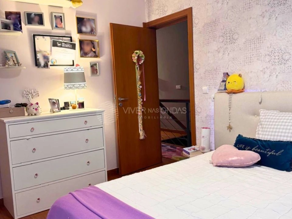 Moradia T4 para Venda em Milheiros Foto 29