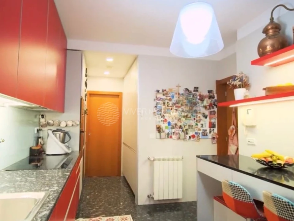 Moradia T4 para Venda em Milheiros Foto 9