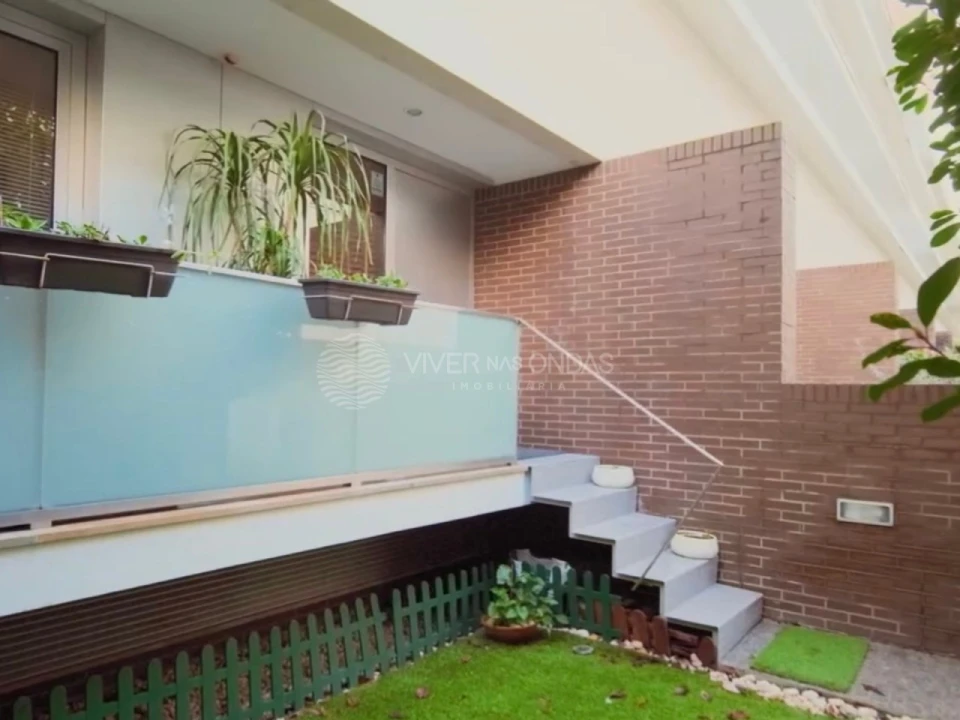 Moradia T4 para Venda em Milheiros Foto 46