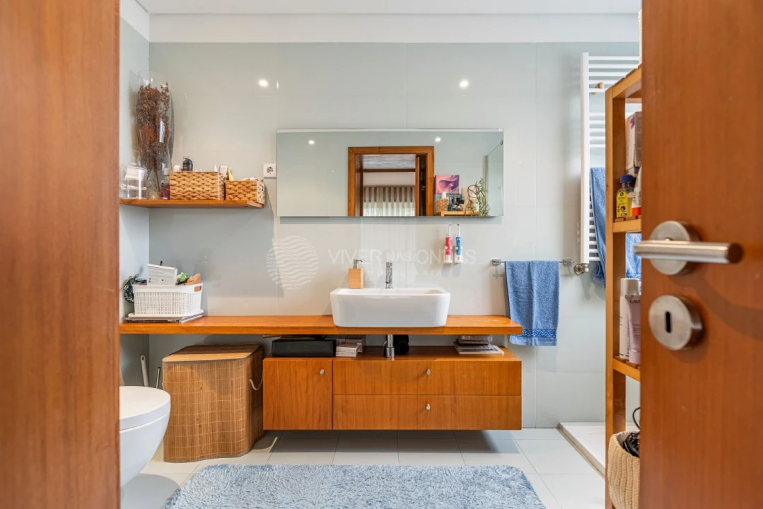 Moradia T4 para Venda em Milheiros Foto 16