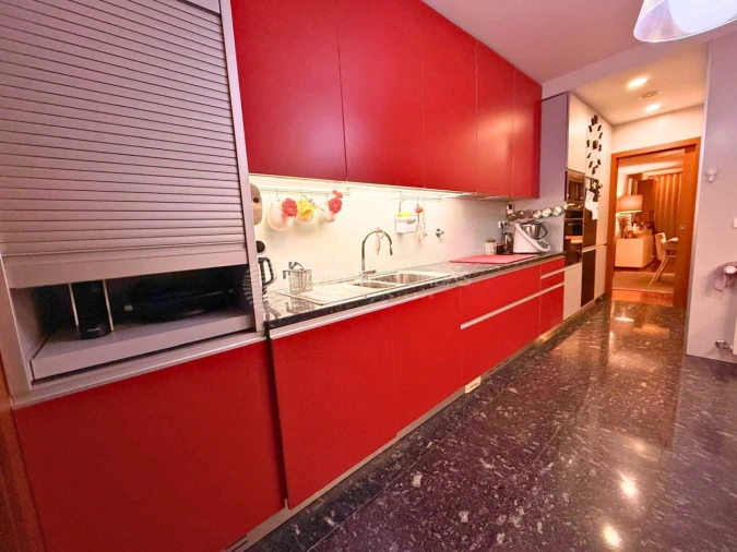 Moradia T4 para Venda em Milheiros Foto 12