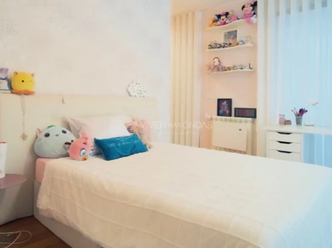 Moradia T4 para Venda em Milheiros Foto 28