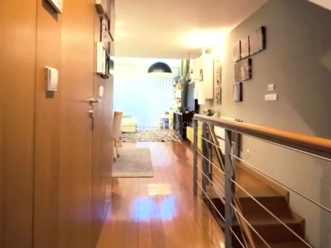 Moradia T4 para Venda em Milheiros Foto 33