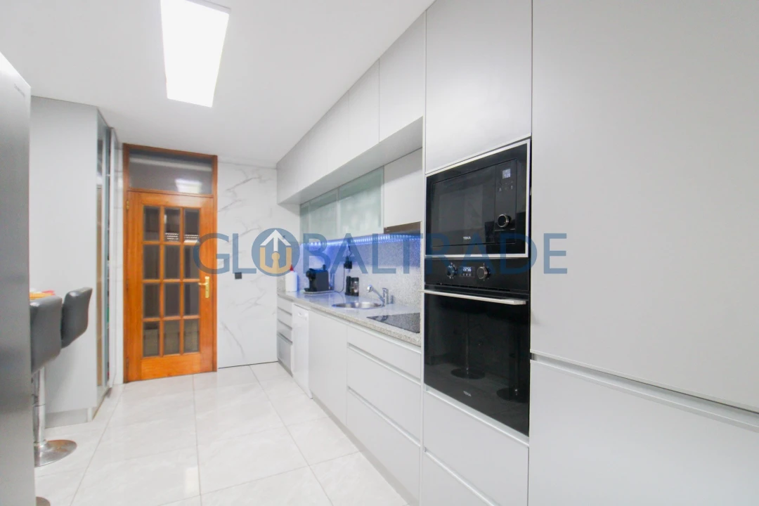 Apartamento T3 para Venda em Rio Tinto Foto 11