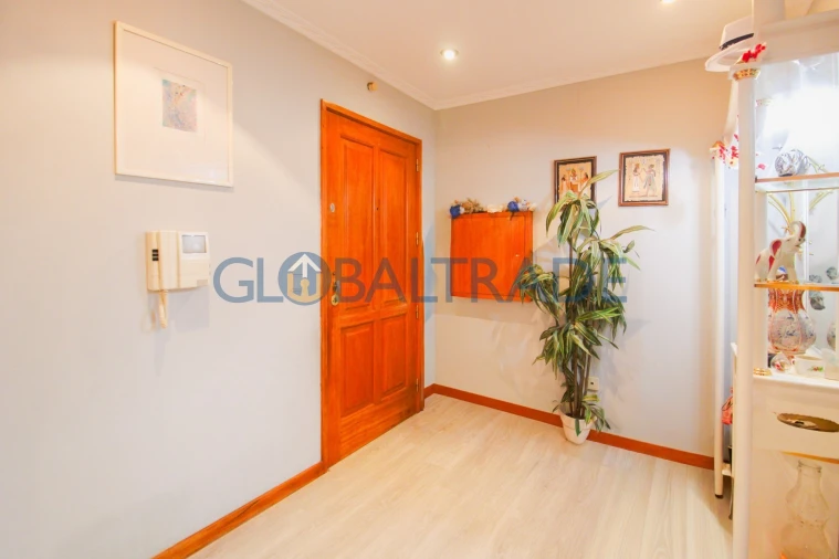 Apartamento T3 para Venda em Rio Tinto Foto 2