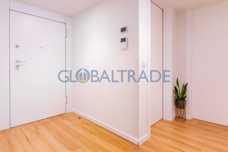 Apartamento T2 para Venda em Mafamude e Vilar do Paraíso Foto 5