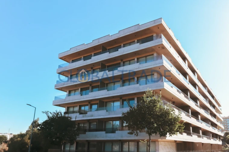 Apartamento T2 para Venda em Mafamude e Vilar do Paraíso Foto 1