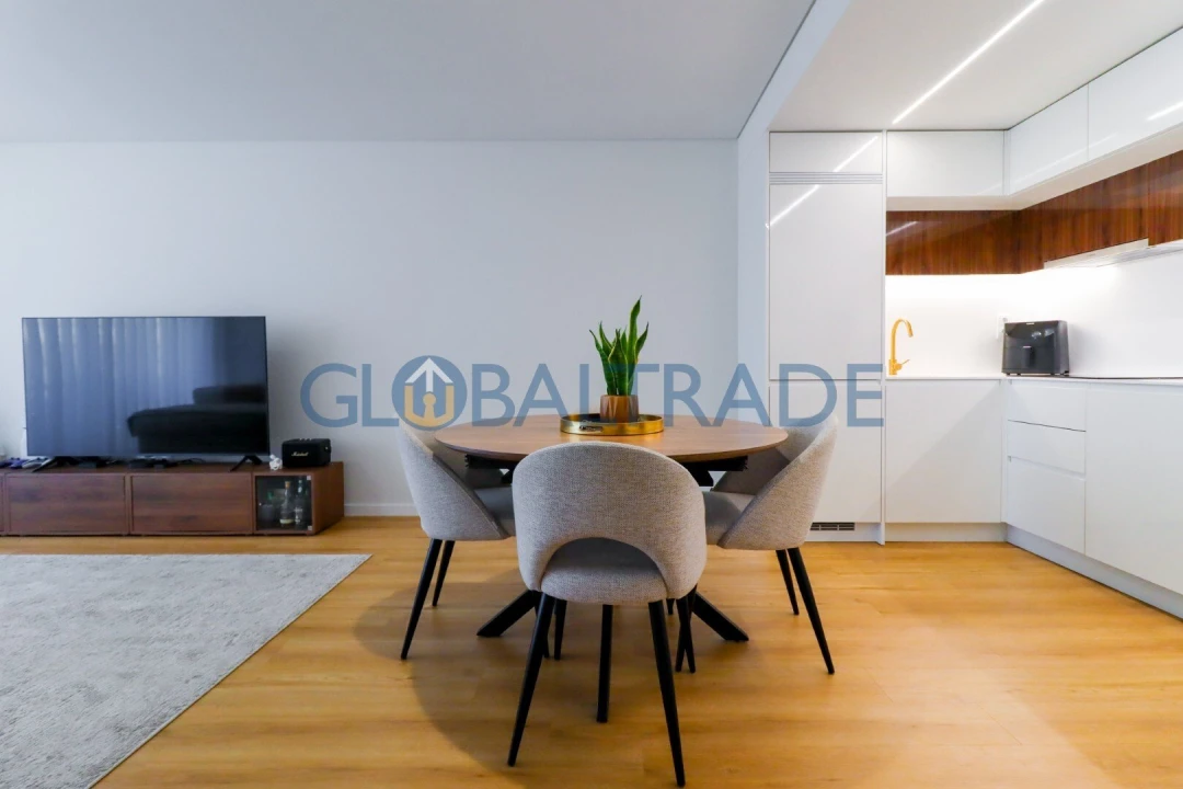 Apartamento T2 para Venda em Mafamude e Vilar do Paraíso Foto 8