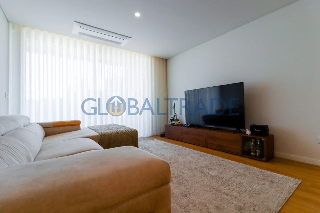 Apartamento T2 para Venda em Mafamude e Vilar do Paraíso Foto 12