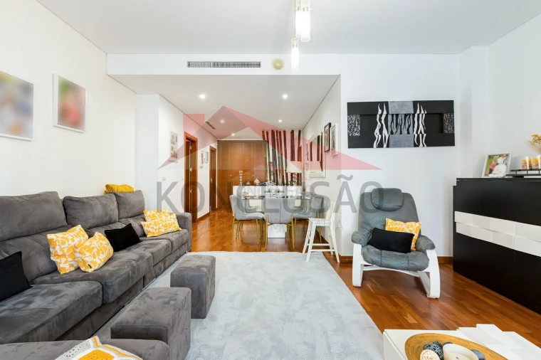 Apartamento T2 para Venda em Alverca do Ribatejo e Sobralinho Foto 6