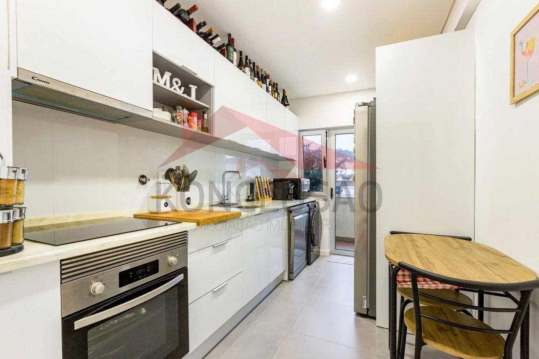 Apartamento T2 para Venda em Alverca do Ribatejo e Sobralinho Foto 2