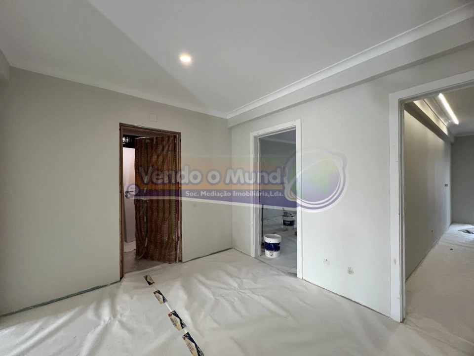 Apartamento T2 para Venda em Samora Correia Foto 18