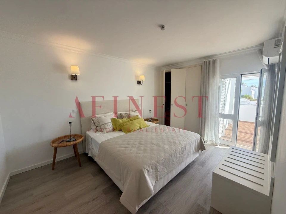 Moradia T2 para Venda em Albufeira e Olhos de Água Foto 11