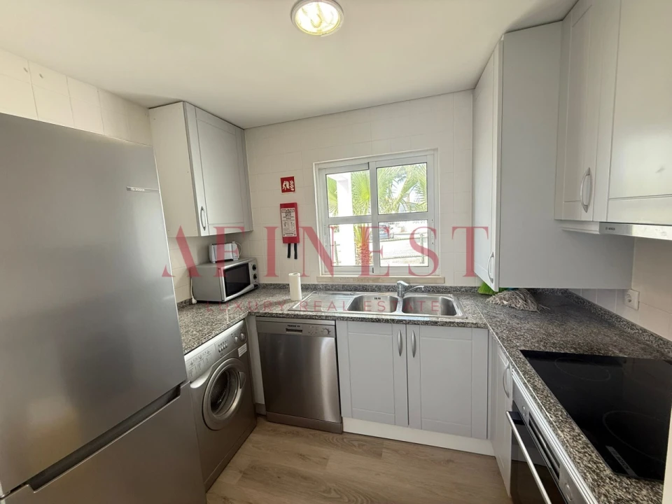 Moradia T2 para Venda em Albufeira e Olhos de Água Foto 10