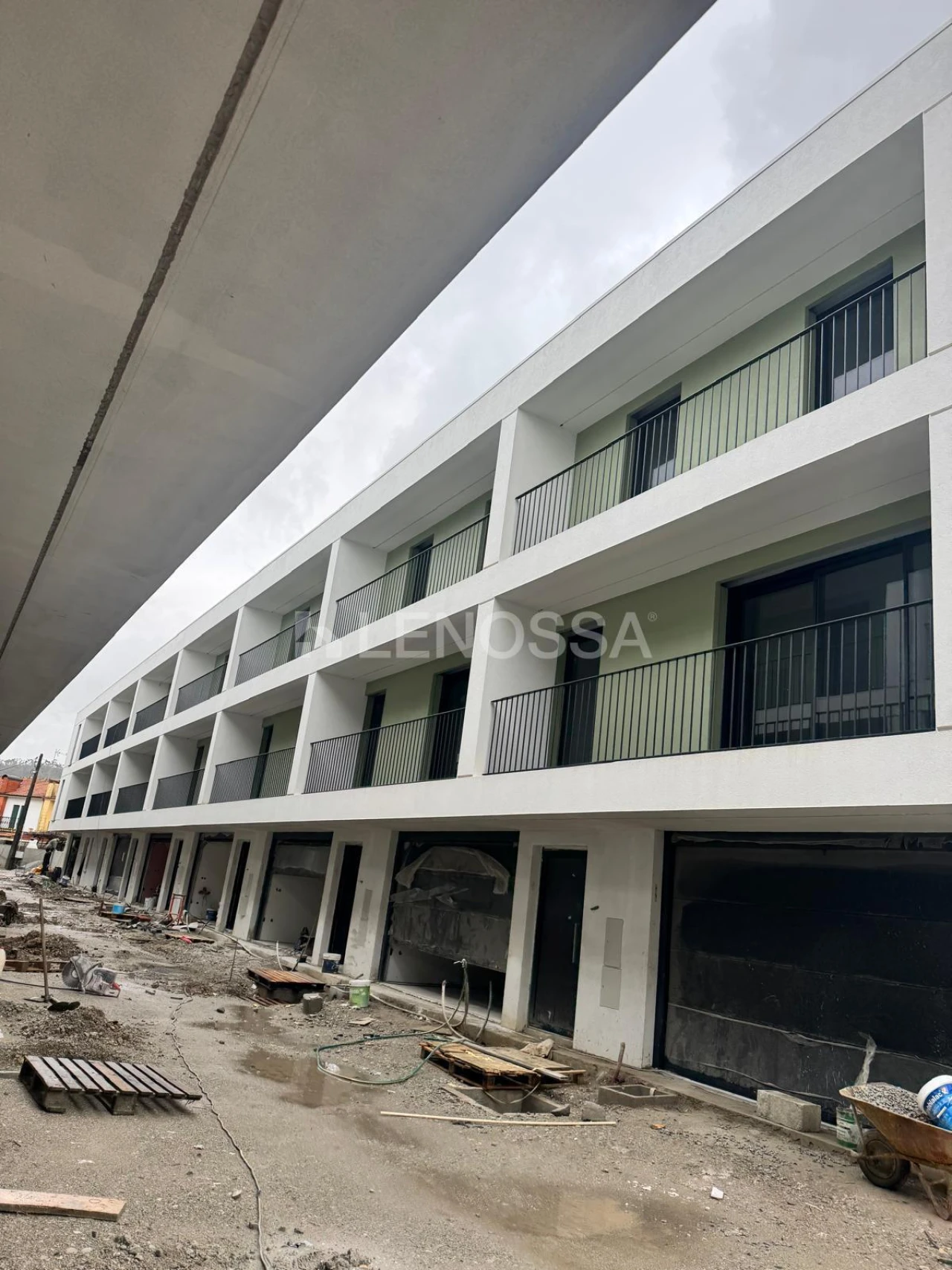 Moradia T3 para Venda em Valongo Foto 16