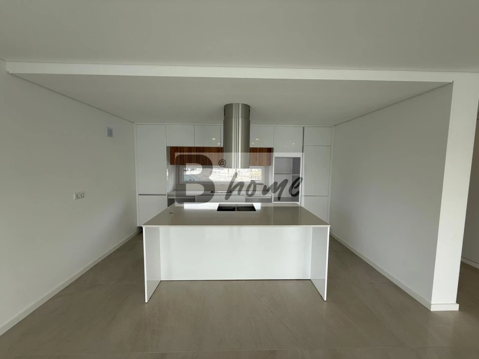 Moradia T3 para Venda em Charneca de Caparica e Sobreda Foto 7