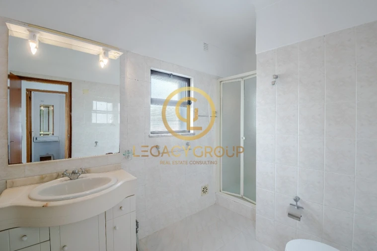 Moradia T3 para Venda em Portimão Foto 14