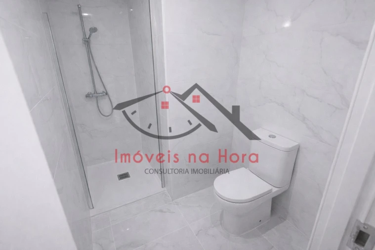 Apartamento T3 para Venda em Falagueira-Venda Nova Foto 7