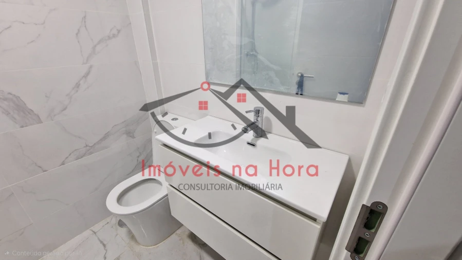 Apartamento T3 para Venda em Queluz e Belas Foto 7