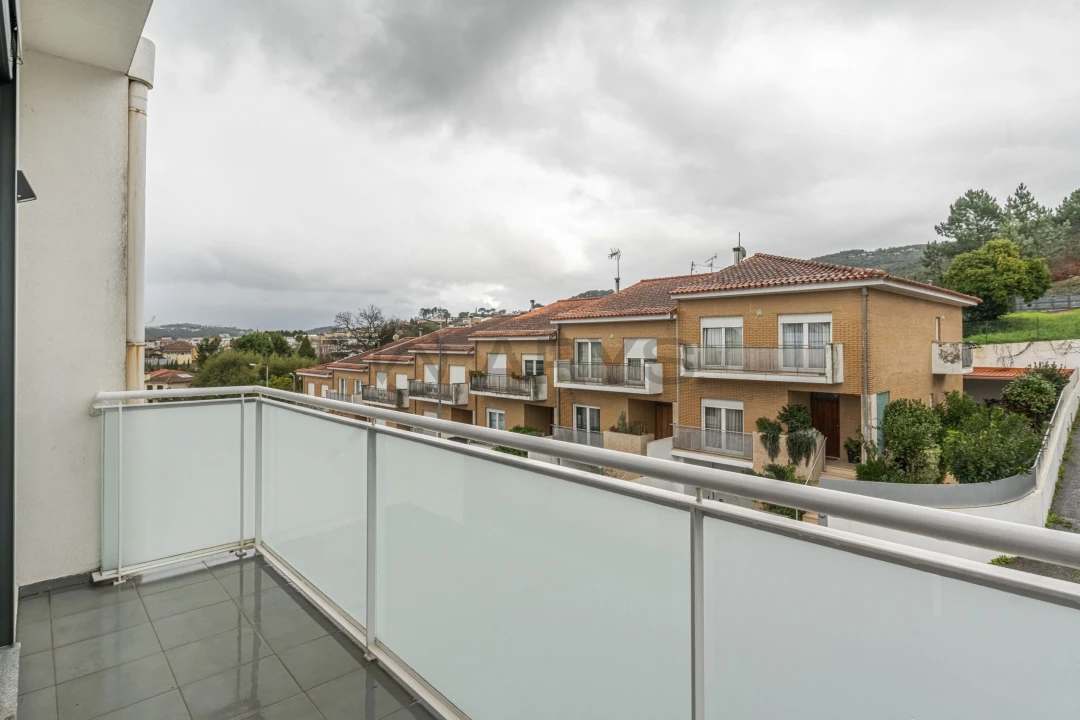 Moradia T3 para Venda em Nogueira, Fraião e Lamaçães Foto 12