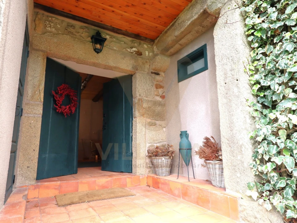 Quinta T3 para Venda em Lanheses Foto 36