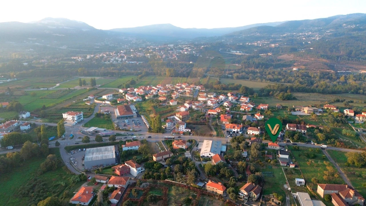 Moradia T3 para Venda em Ribeira Foto 4