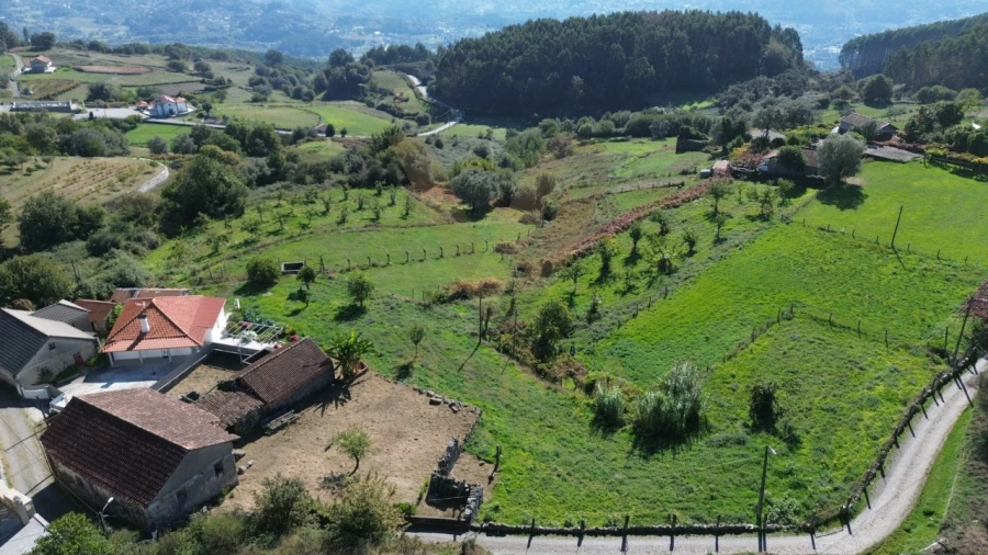 Moradia T3 para Venda em Padreiro (Salvador e Santa Cristina) Foto 5