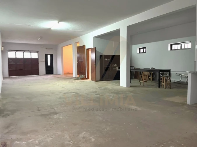 Moradia T5 para Venda em Fontão Foto 24