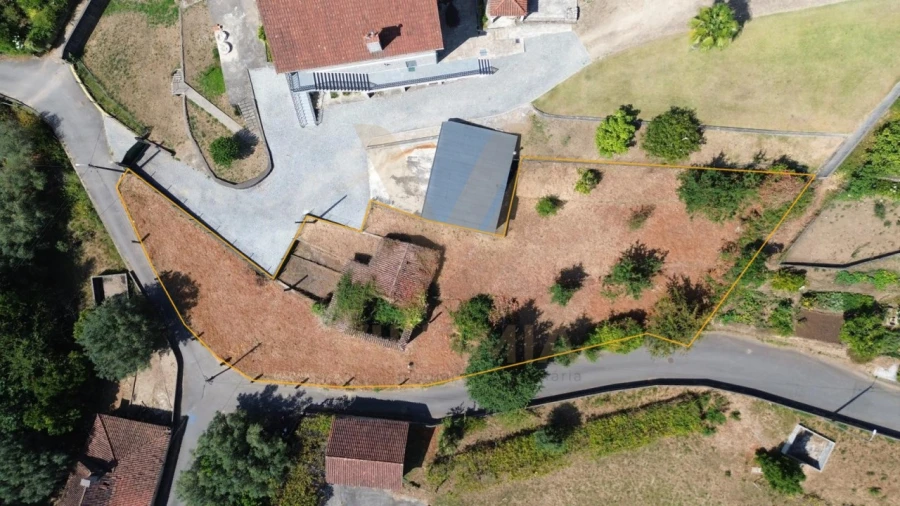 Moradia T2 para Venda em Arcozelo Foto 4