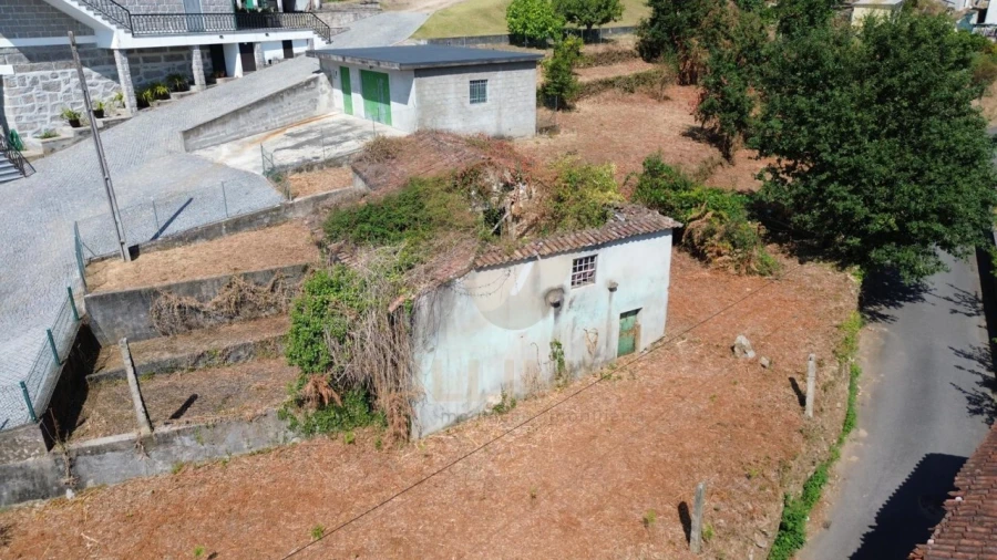 Moradia T2 para Venda em Arcozelo Foto 7