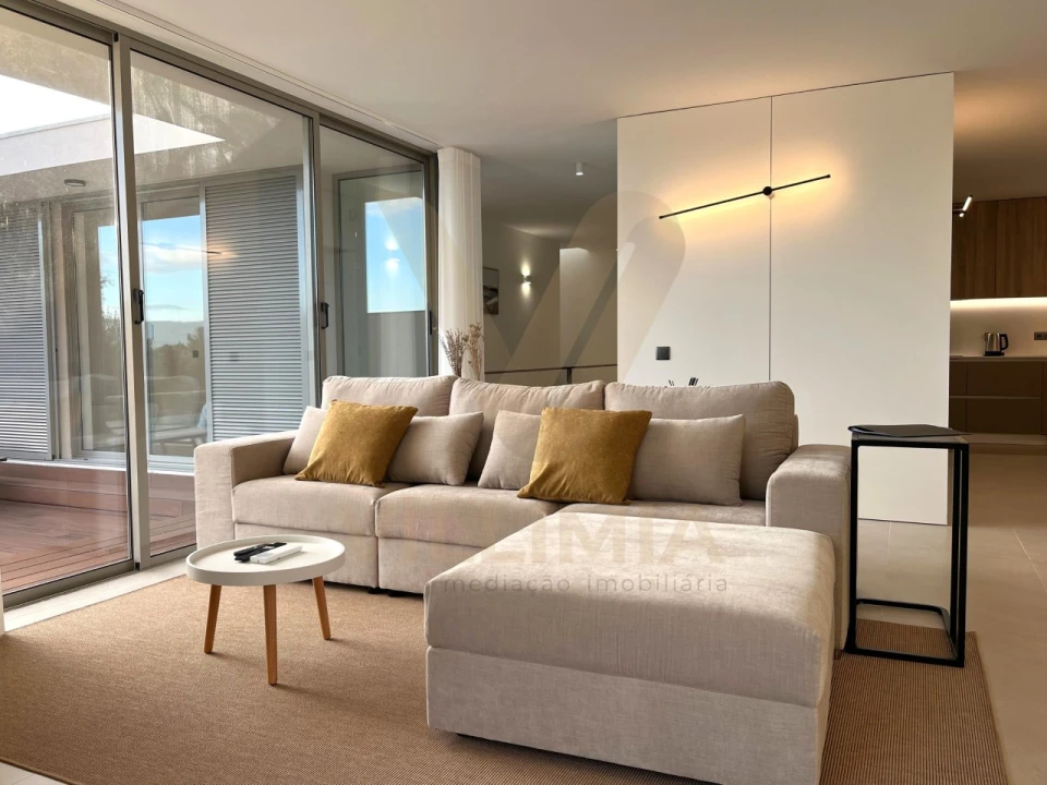 Moradia T4 para Venda em Fornelos e Queijada Foto 21