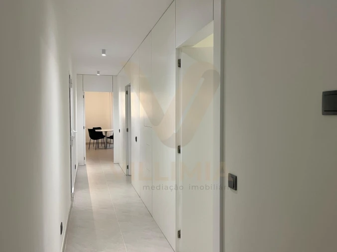 Moradia T4 para Venda em Fornelos e Queijada Foto 48