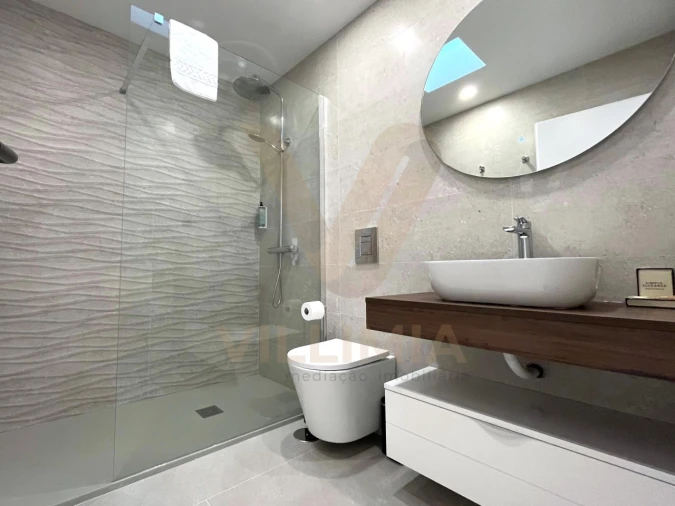 Moradia T4 para Venda em Fornelos e Queijada Foto 38