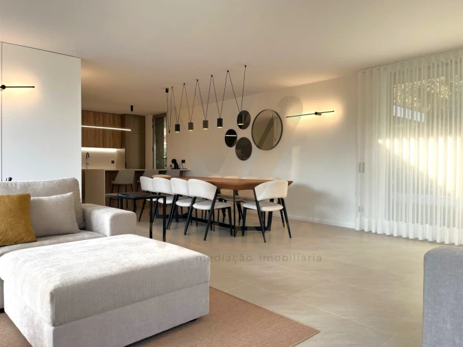 Moradia T4 para Venda em Fornelos e Queijada Foto 20