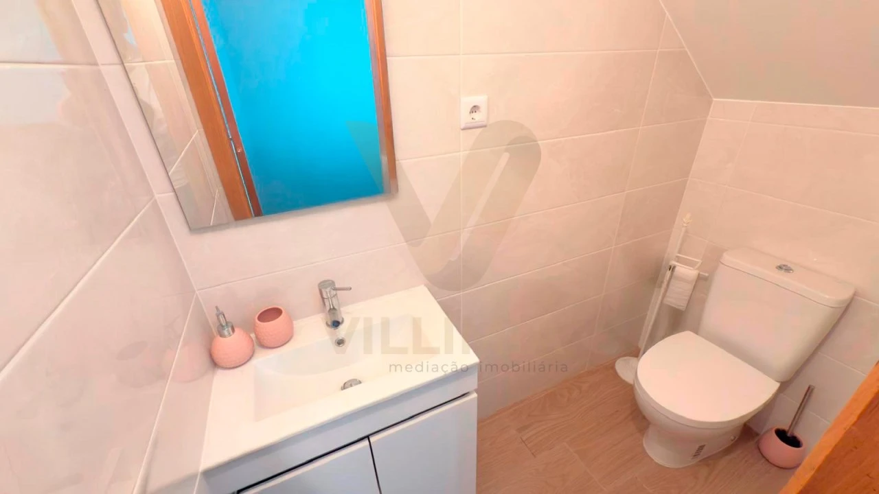 Moradia T2 para Venda em Cabração e Moreira do Lima Foto 11