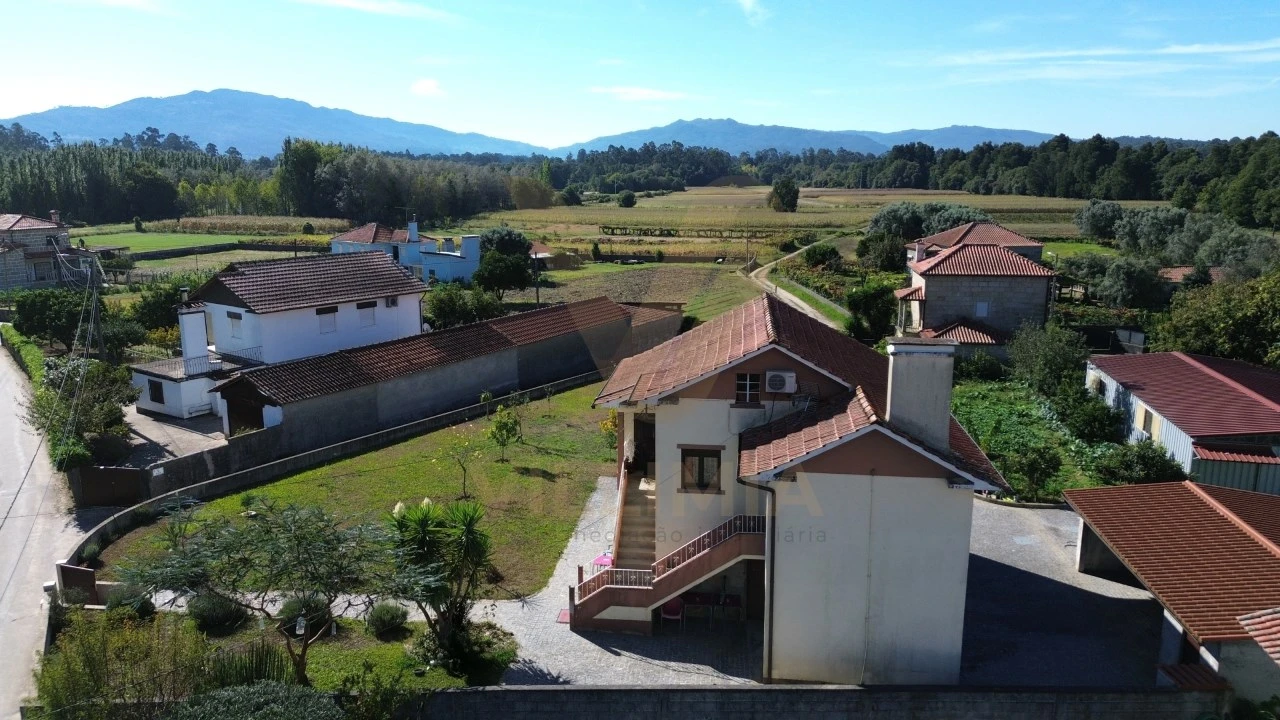 Moradia T3 para Venda em Cabração e Moreira do Lima Foto 28