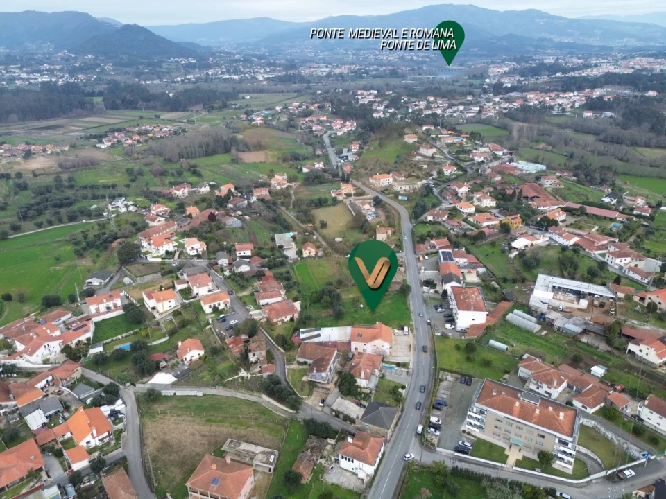 Terreno para Venda em Correlhã Foto 3