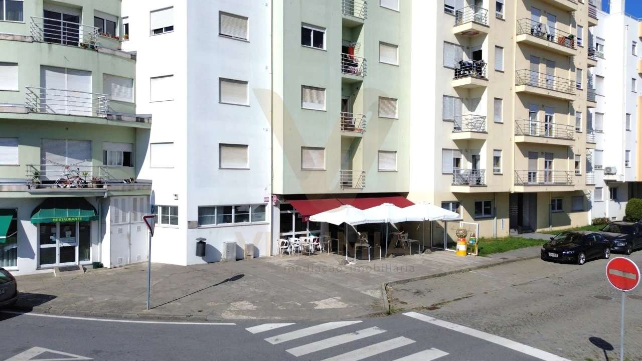 Negócio para Venda em Santa Maria Maior e Monserrate e Meadela Foto 2