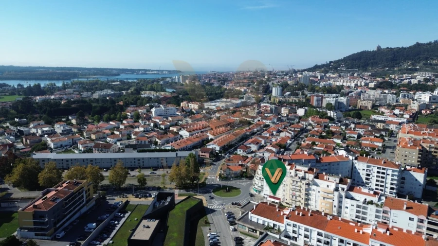Negócio para Venda em Santa Maria Maior e Monserrate e Meadela Foto 14