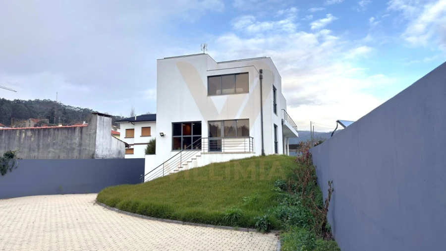 Moradia T3 para Venda em Perre Foto 43