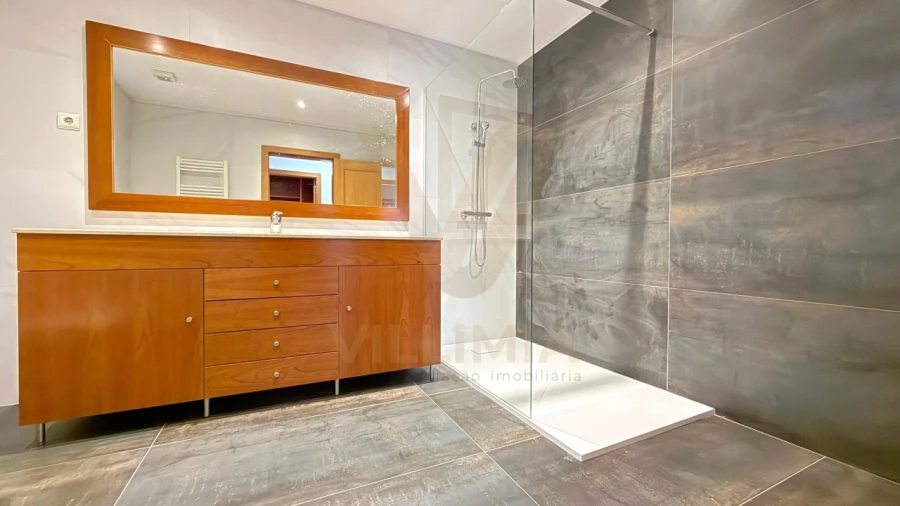 Moradia T3 para Venda em Perre Foto 17