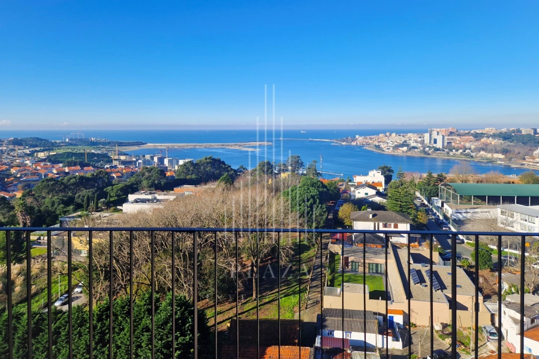 Apartamento T3 para Venda em Santa Marinha e São Pedro da Afurada Foto 1