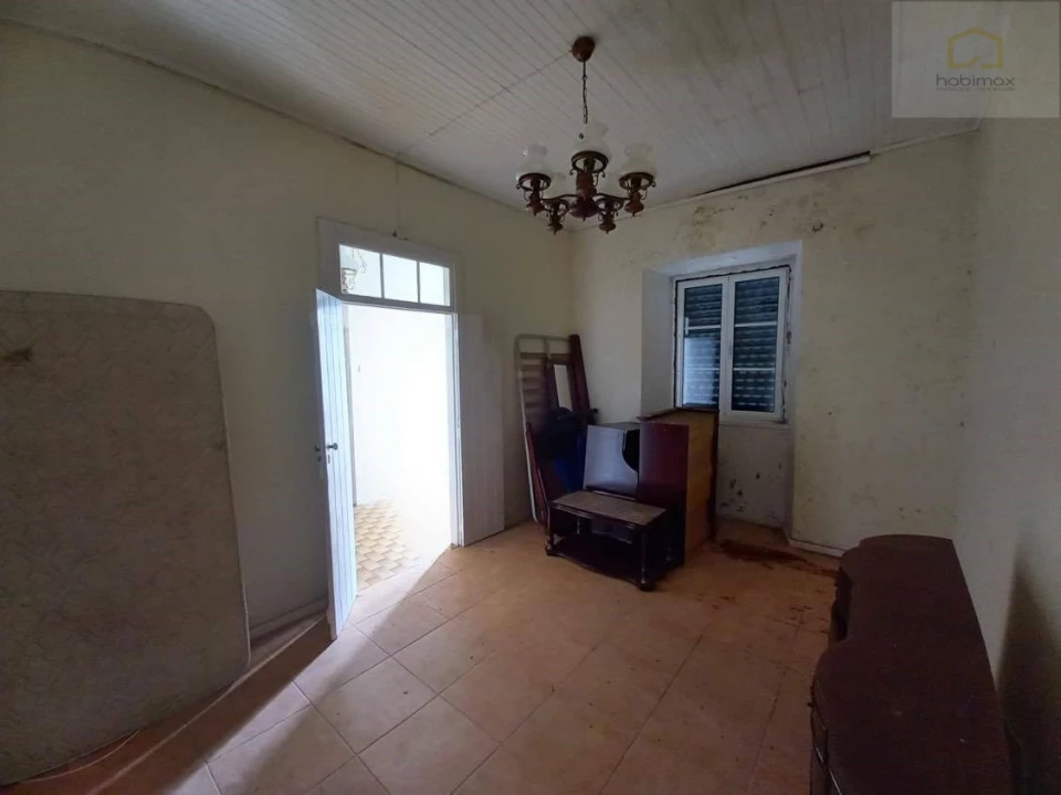 Moradia T6 para Venda em Pico da Pedra Foto 6