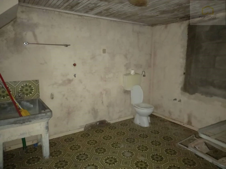 Moradia T6 para Venda em Pico da Pedra Foto 8