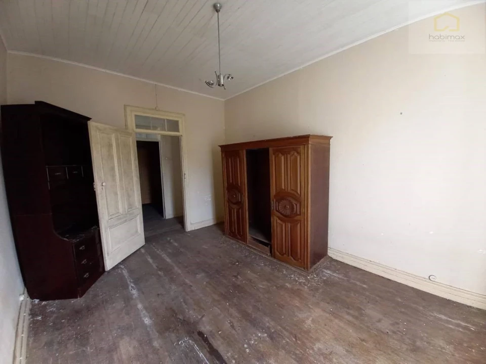 Moradia T6 para Venda em Pico da Pedra Foto 10